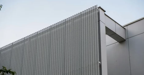 aluminum facade